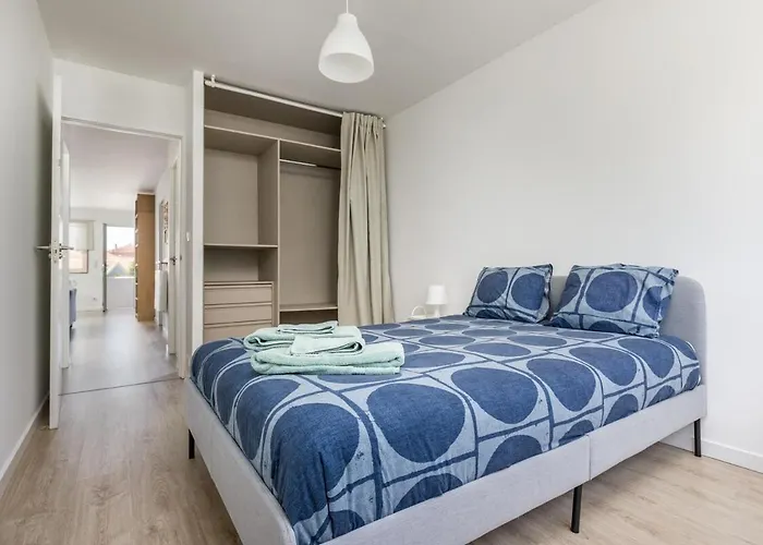 Serenity - With A Balcony * Oporto